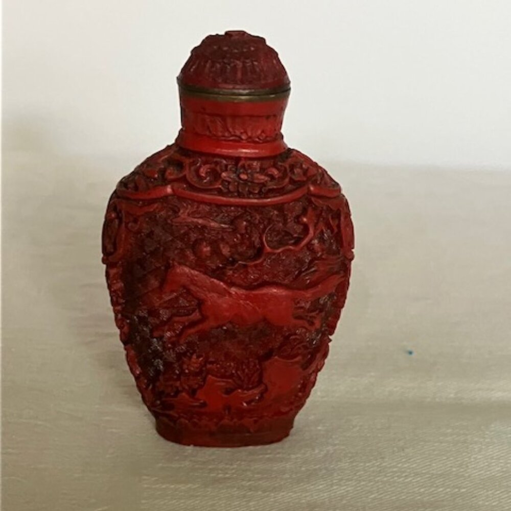 Vintage Cinnabar Snuff Bottle Horse scene